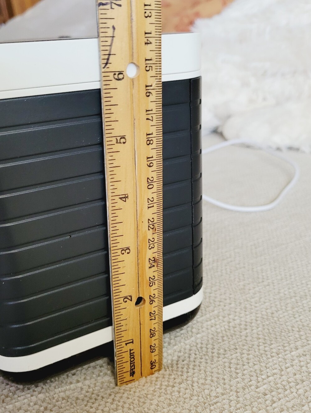 White and Black Cooling - Portable AC Fan Cooler Personal AC - Picture 3 of 6